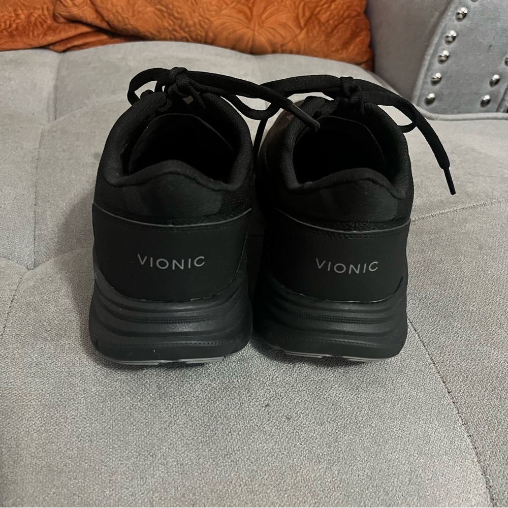 Vionic Walk Max Walking Shoes - Picture 8 of 12